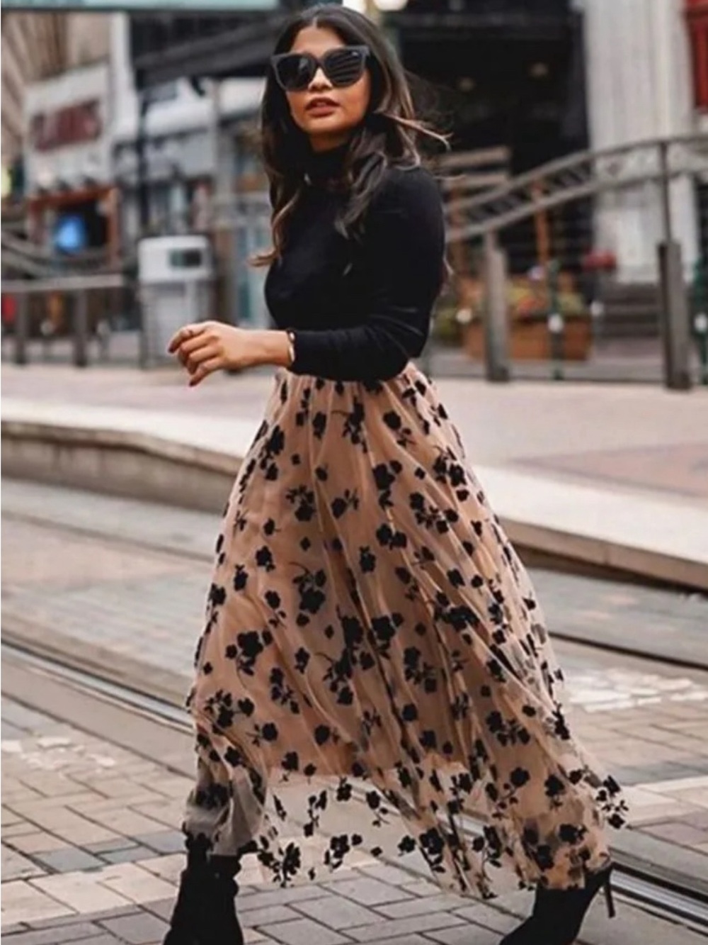 Chicwish Caramel 3D Posy Double-Layered Mesh Tulle Midi Skirt - Size XL